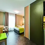 Appart hôtel Appart’city Confort - Aéroport 4*