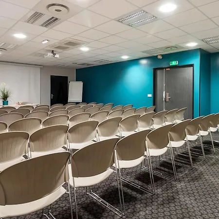 Appart'city Confort - Aeroport 4* Le Bourget
