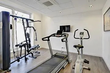 Appart'city Confort - Aeroport Ξενοδοχείο με διαμερίσματα 4*