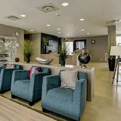 Appart'city Confort - Aeroport Λε Μπουρζέ